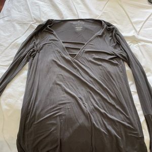 American eagle soft&sexy shirt. V-neck, gray.